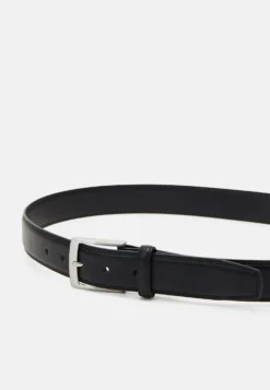 Pier One Riem - Black 7 Pier One Riem - Black -Pier One Verkoop e4e7d0c3331248e4909302f0c3e56eb8 scaled