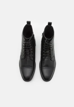 Pier One Veterboots - Black -Pier One Verkoop e664340ff6f340e8a3bf8dcb330e6e3c scaled