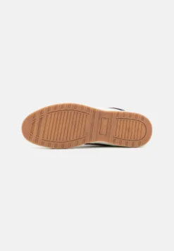 Pier One Sneakers Hoog - Cognac 10 Pier One Sneakers Hoog - Cognac -Pier One Verkoop eafa0ed86a51400d8543561b89d4c2c7 scaled