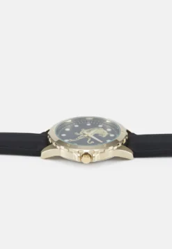 Pier One Unisex - Horloge - Black/Gold-Coloured -Pier One Verkoop ed19f589c477427f837a78c8d3b27511 scaled