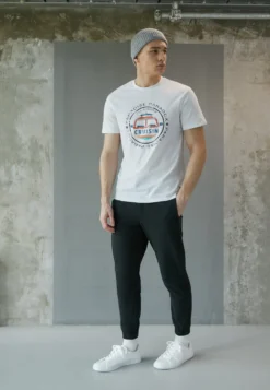 Pier One Unisex - Sneakers Laag - White 10 Pier One Unisex - Sneakers Laag - White -Pier One Verkoop f3d9f233adc04e029acab68cd548119c scaled