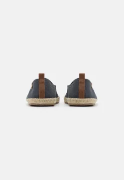 Pier One Unisex - Espadrilles - Dark Grey -Pier One Verkoop f42f2547f3174953925ae2af649d0ca0 scaled