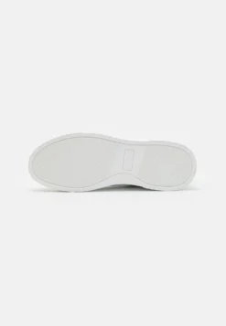 Pier One Unisex - Sneakers Laag - White 10 Pier One Unisex - Sneakers Laag - White -Pier One Verkoop f8e8249702ff4ae595b1f702a4c7b8c5 scaled