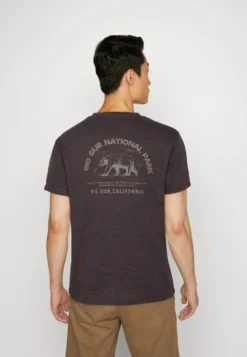 Pier One T-Shirt Print - Brown -Pier One Verkoop fc44d18d039941f098fa6cce497f5a9b scaled