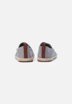 Pier One Rena Espadrille Unisex - Espadrilles - Light Grey -Pier One Verkoop fe23b761b30844ac92e7eccfef327beb scaled